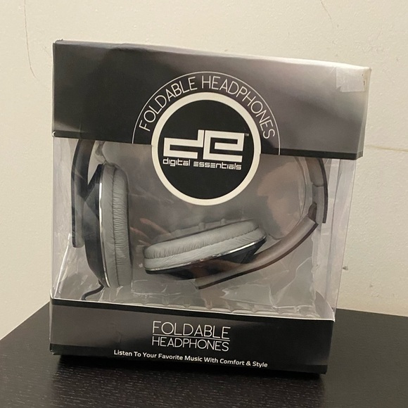 BRAND NEW - Foldable headset - Picture 5 of 6